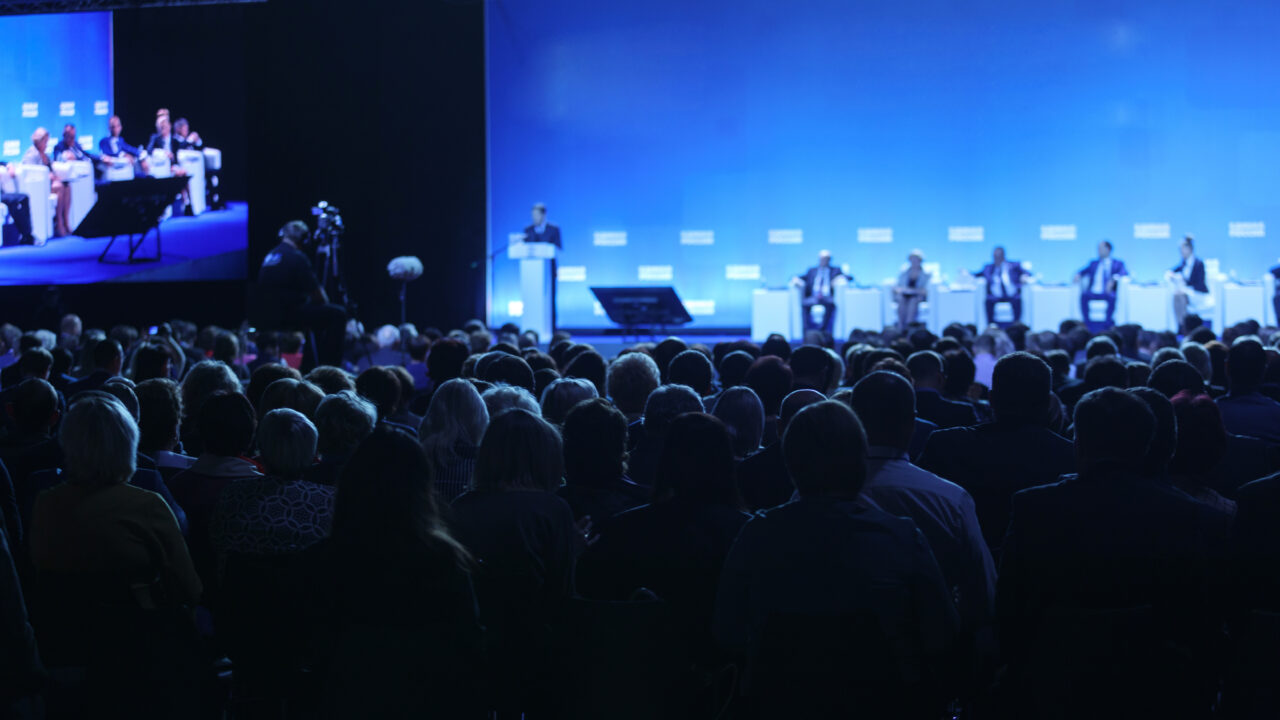 Event happening run by event management software